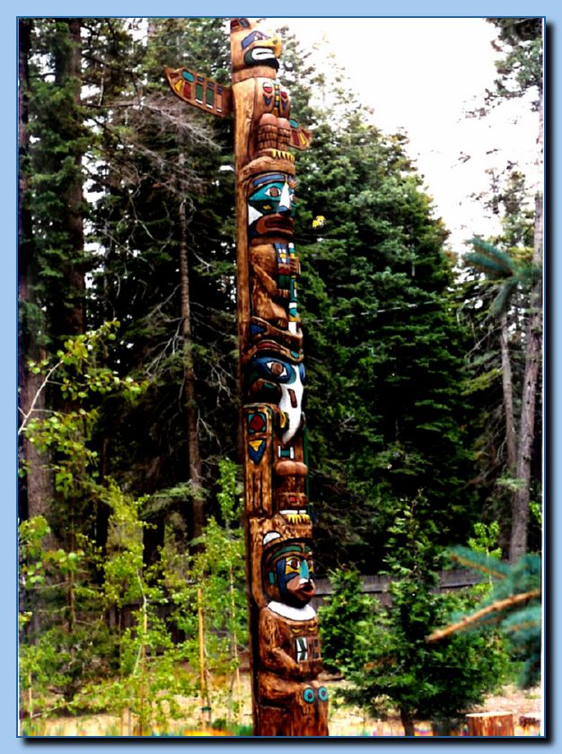 2 095 Totem Traditional Archive 01